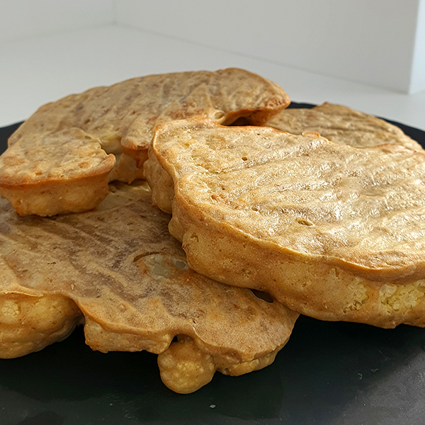 Cauliflower Steaks is a plant-based DAREBEETS recipe using  common ingredients, cooking hacks and minimal equipment.